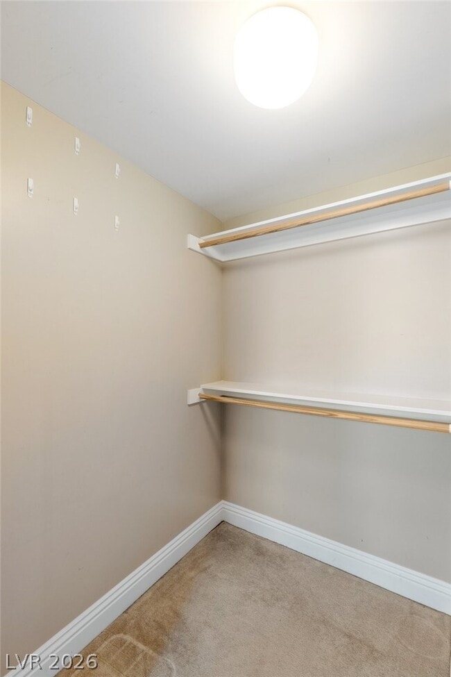 Building Photo - 322 Karen Ave Unit 205