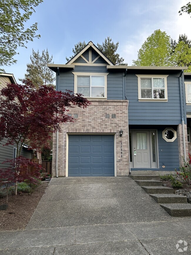 Building Photo - 17592 SW Heatherwood Ln Rental