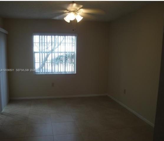 Photo - 2831 N Oakland Forest Dr Unit 208