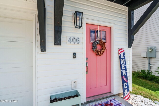 Photo - 406 Raven Ln