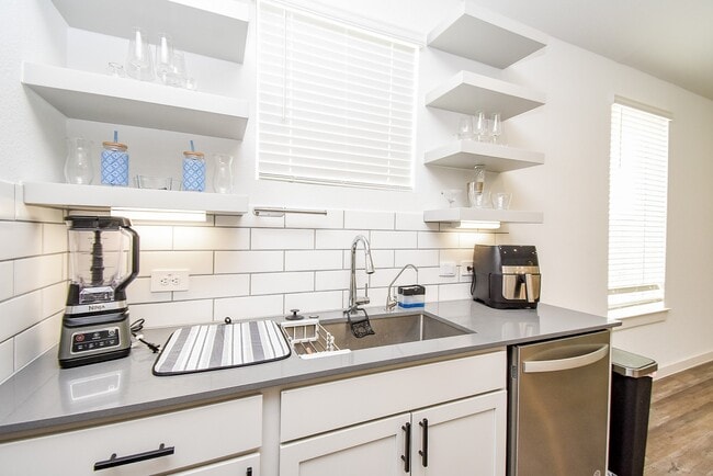 Building Photo - 4730 Torcello Fls Ln