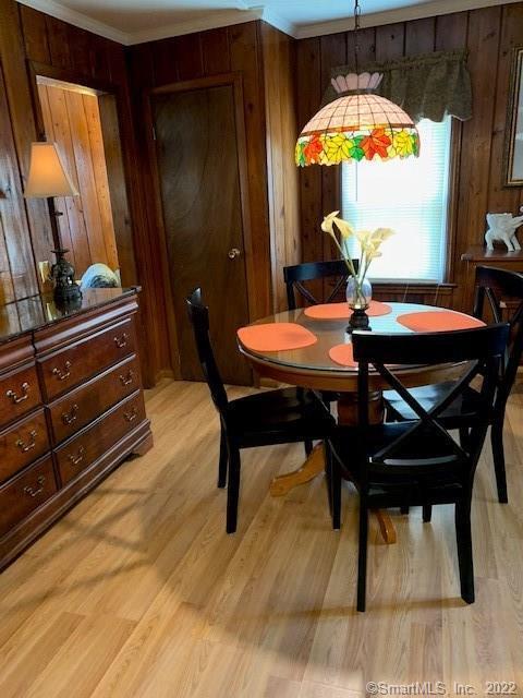 Photo - 172 College Pl