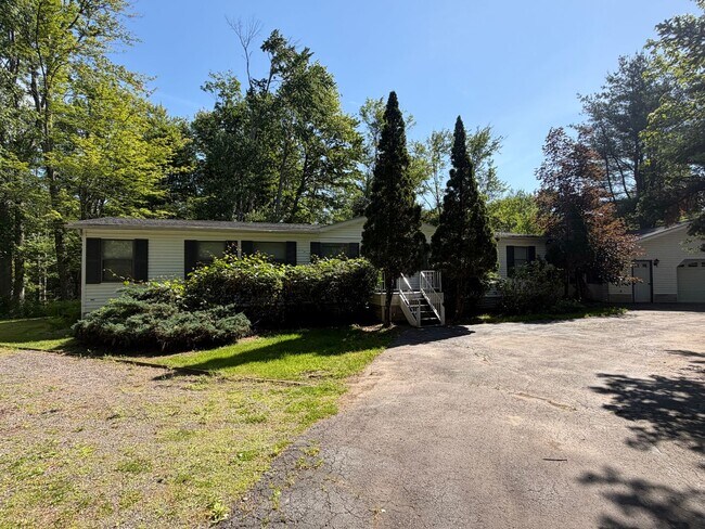 Photo - 166 Smith Ln