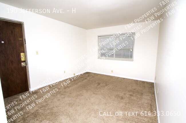 Photo - 190 Jefferson Ave Unidad H