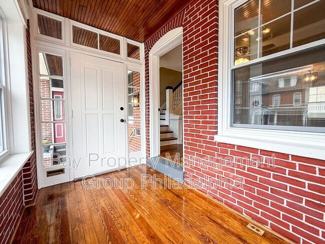 Photo - 412 1st Ave