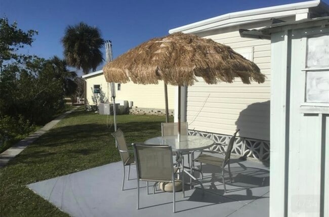 Photo - 307 Marlette Dr