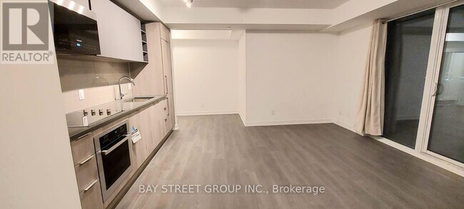 Photo - 2033 Kennedy Rd Unit 2303