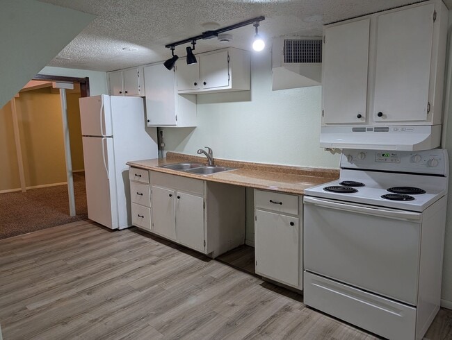 Photo - 2209 W Colorado Ave Unit 2209 1/2