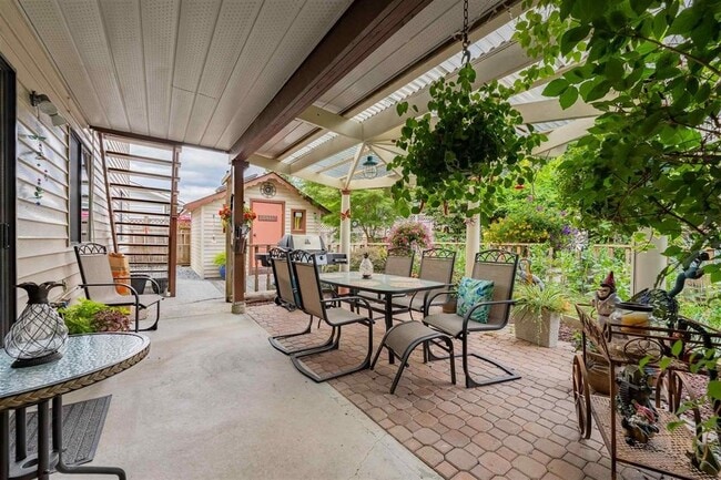 Photo - 22790 Balabanian Cir