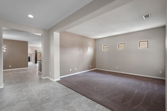 Photo - 224 Valle Alto Dr NE