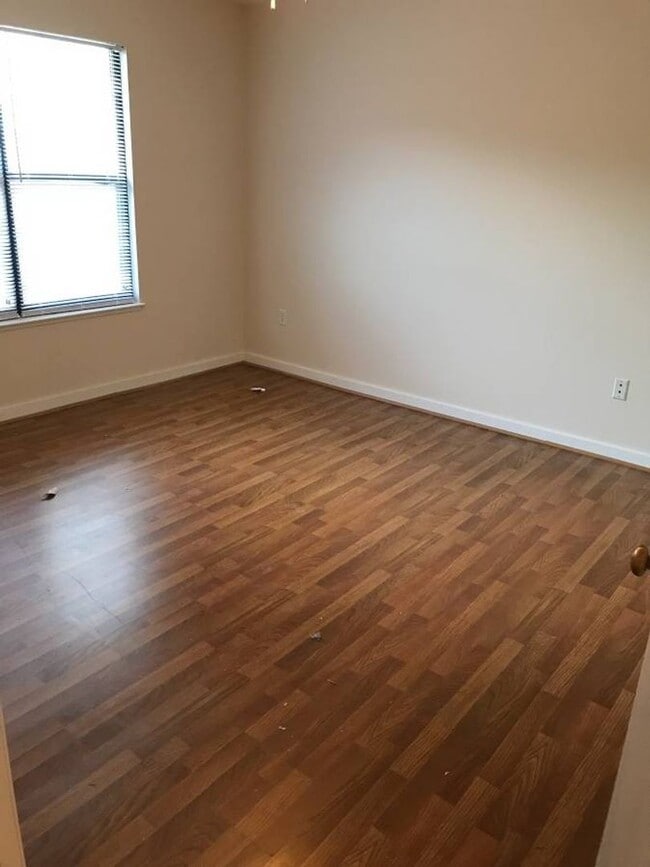 Photo - Overlook Condominiums - 2 bedroom- 2 bath