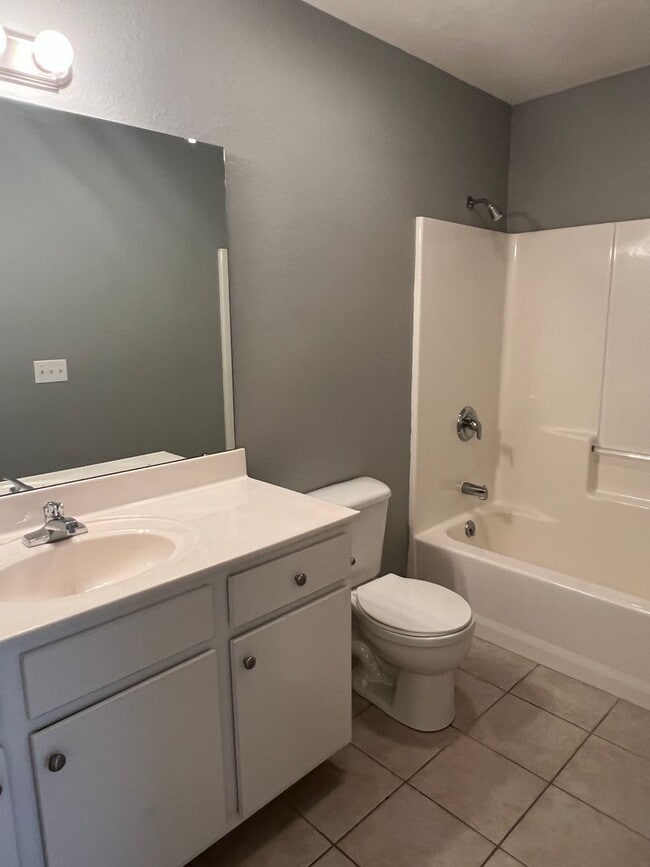 Photo - 105 Bailey Cir Unit 1