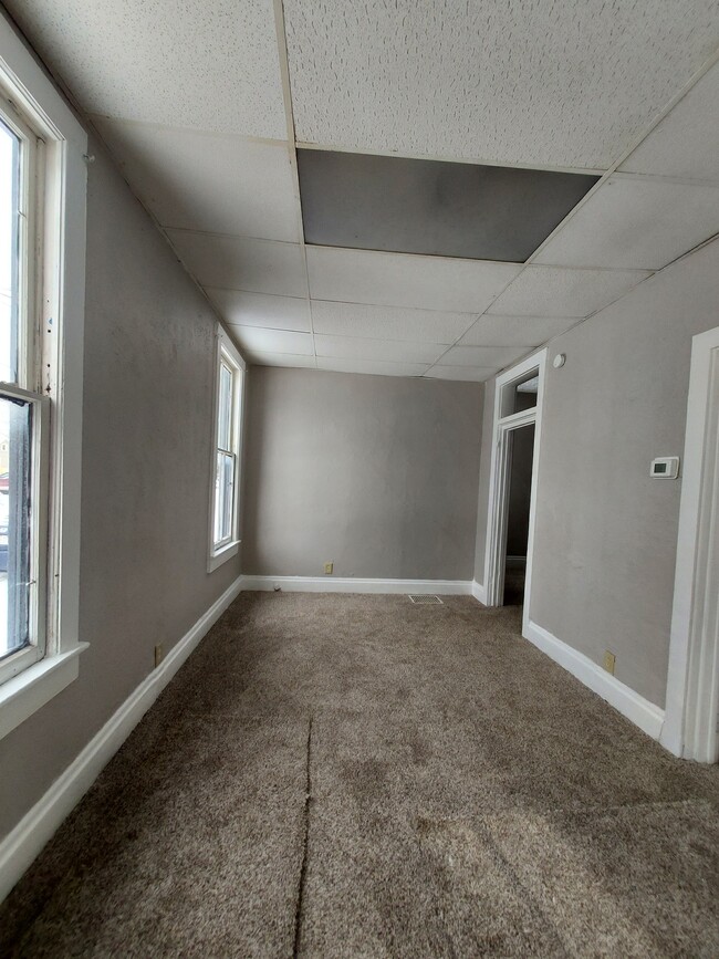 Photo - 242 W Main St