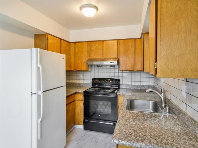 Photo - 2901 Octavia St Unit Apt 4