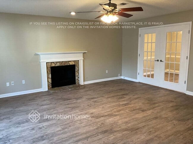 Photo - 1401 Chapel Hill Ln SW