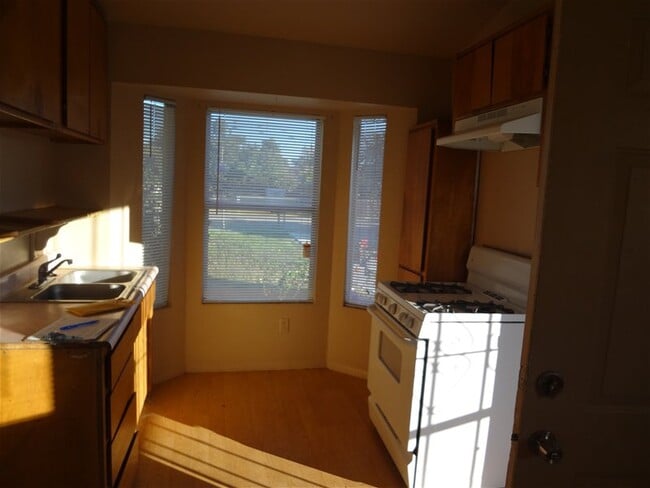 Photo - 1510 Dodson Ave