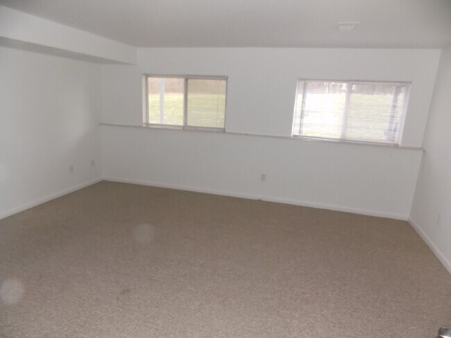 Burton East Apartments