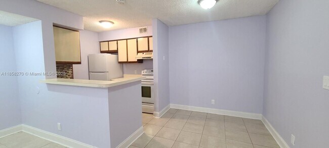 Photo - 2986 S University Dr Unidad 8104