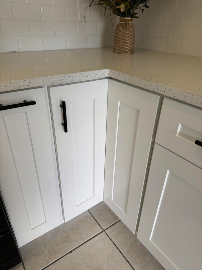 Photo - 1156 Grandview Cir