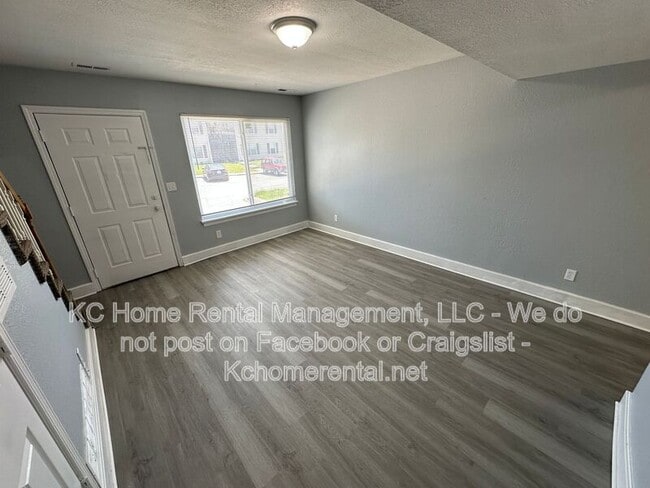 Photo - 804 Saddlewood St