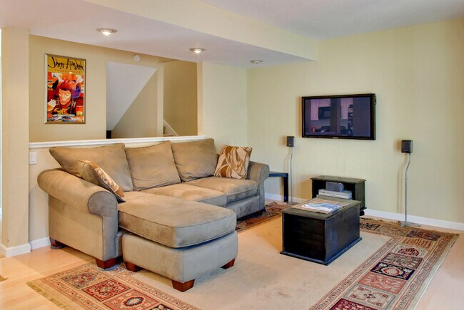 Photo - Charming End-Unit Townhome for Rent in Santa Cruz – 2 Bedroom/2.5 Bath
