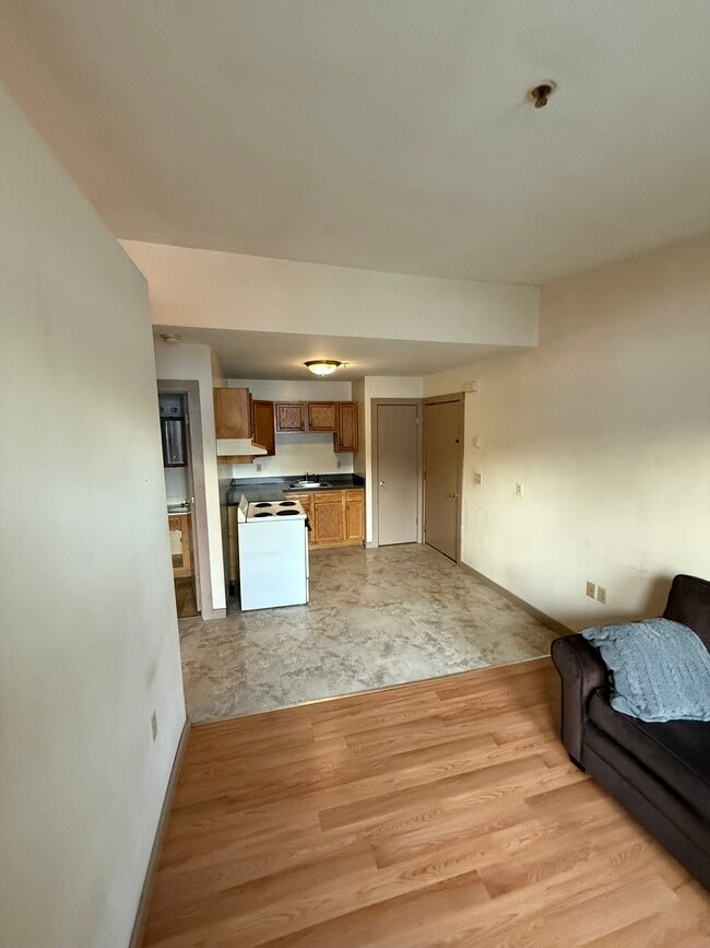 Photo - 279 N Main St Unit 7