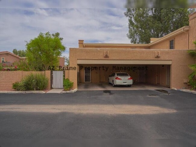 Photo - 10407 N 10th Pl
