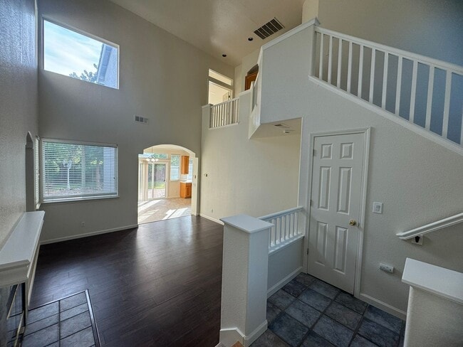 Photo - Spacious 2 Story Near Trails & Rose Park