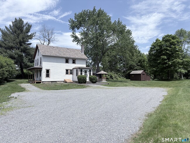 Building Photo - 144 Amston Rd