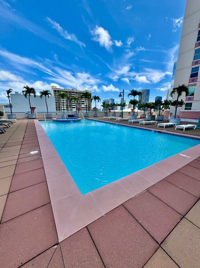 Photo - 2/2/2 at One Archer Lane, Mountain Views, Great Location! Unit 1508