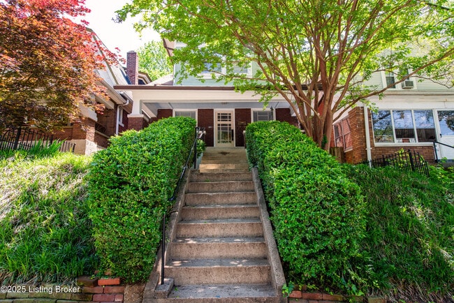 Photo - 1604 Edgeland Ave House