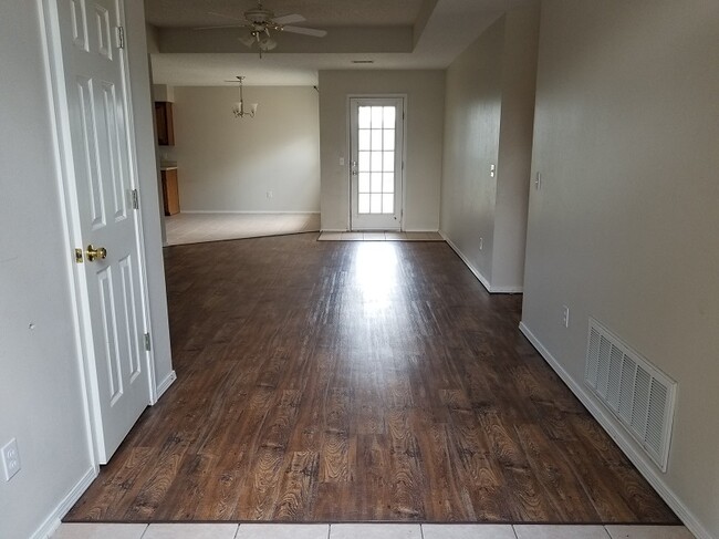 Photo - 1010 S Liberty Dr