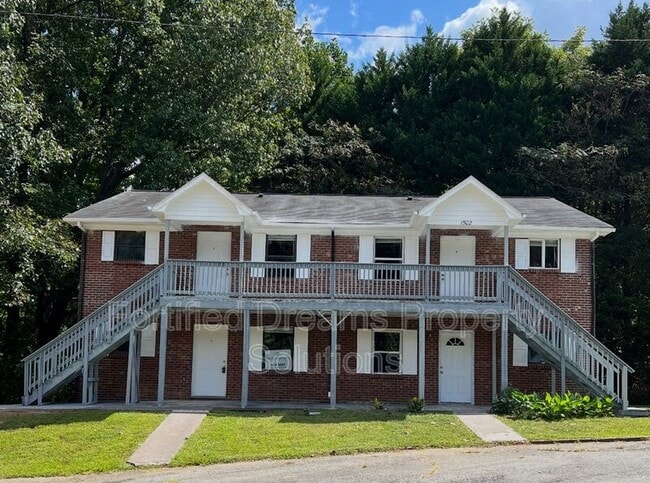 Building Photo - 1502 Oakshire Ct Unit A Rental