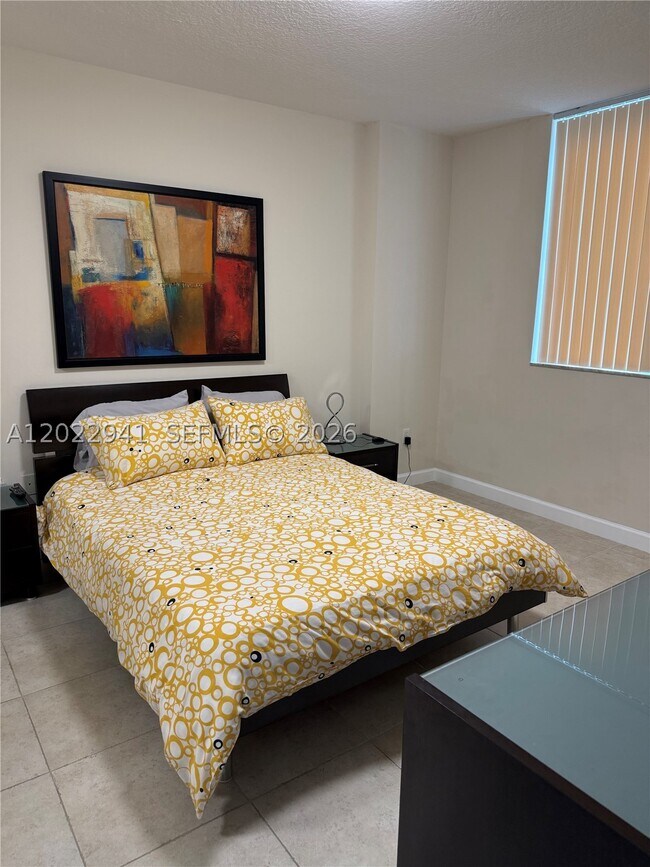 Photo - 18800 NE 29th Ave Unit 1013