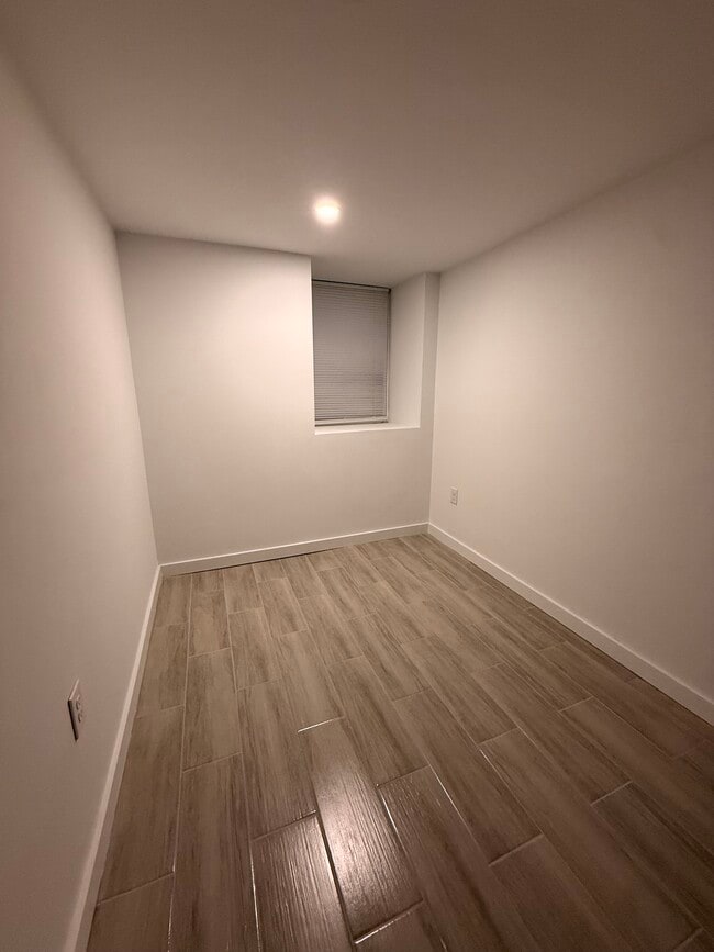 Photo - 3340 Potter St Unit 1