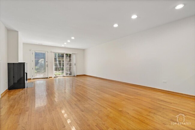 1812 S Dearborn St Unit 10
