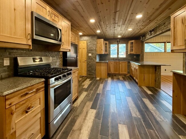 Photo - 6419 E Claytonia St