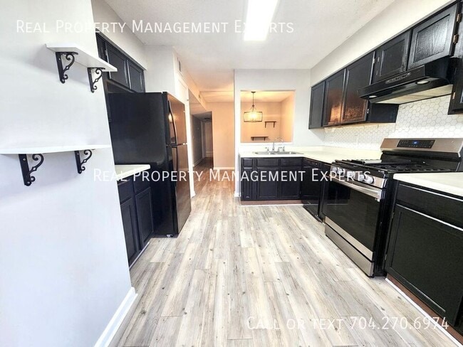 Photo - 6022 Winged Elm Ct