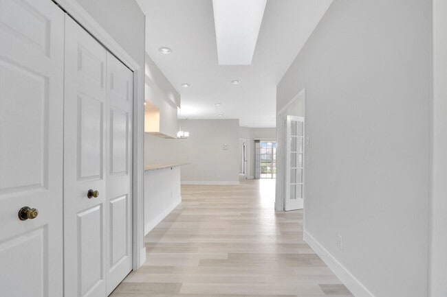 Photo - 7340 Pine Creek Way