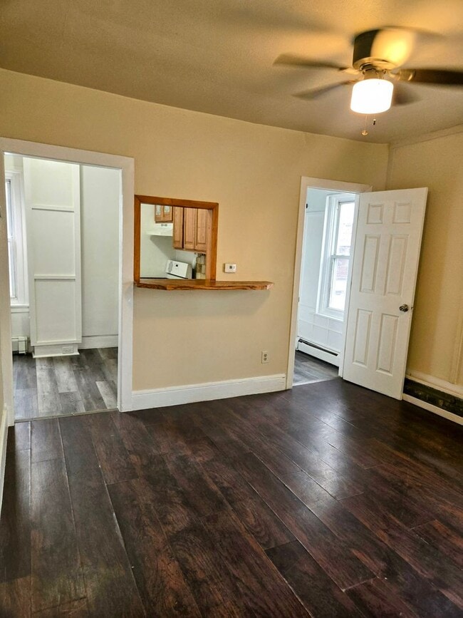 Photo - 512 W Chew St Apartment Unit 1R