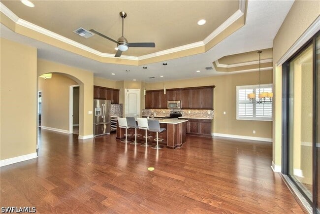 Photo - 1614 Serrano Cir