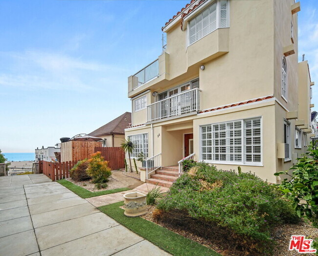 Building Photo - 25 Arcadia Terrace Unit 1 Rental