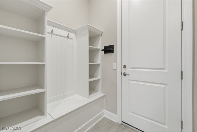 Photo - 19074 Elston Wy