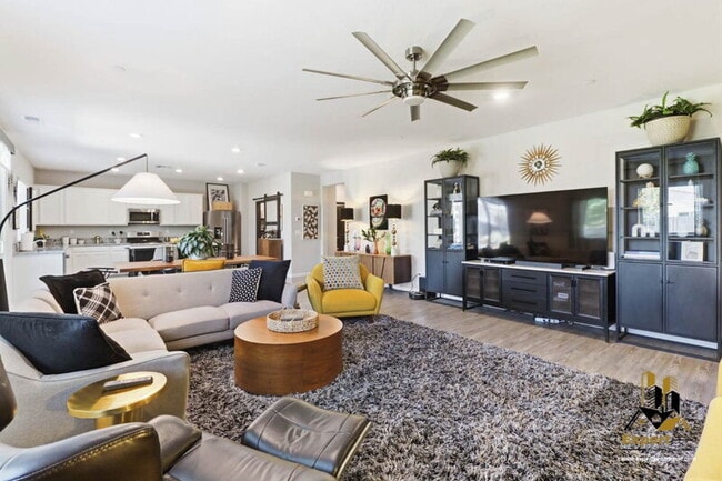 Photo - 8256 Schellhous Dr
