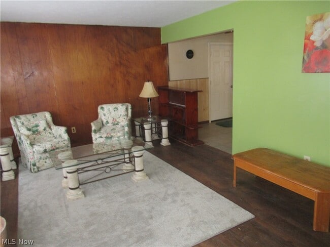 Photo - 7594 Southland Rd