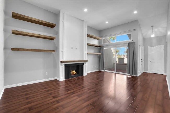 2956 Haddonfield Loop