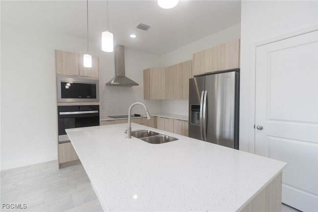 Photo - 2906 16th St SW