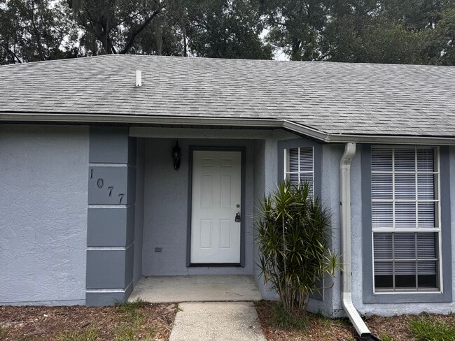 Building Photo - 1077 Shady Hollow Dr Rental