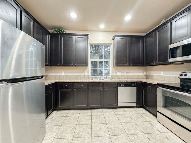 Photo - 16771 Mammoth Springs Dr