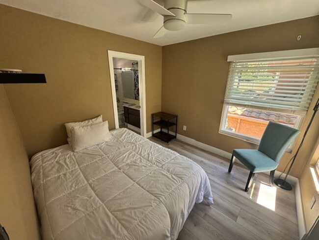 Building Photo - Furnished Bedroom rental with Bonus Kitchenette and office room
